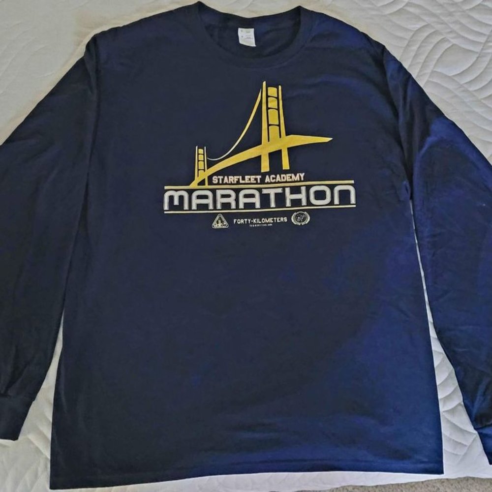 Star Trek Star Fleet Marathon Long Sleeve. Men's L.